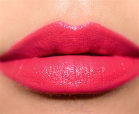 pinkish coral lipstick